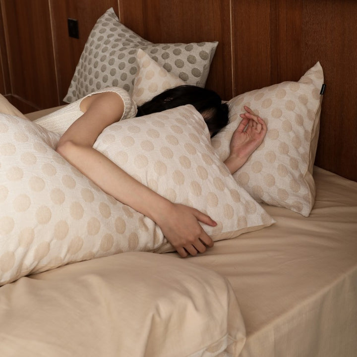 Luxury Jacquard Polka Dot Duvet Cover Set