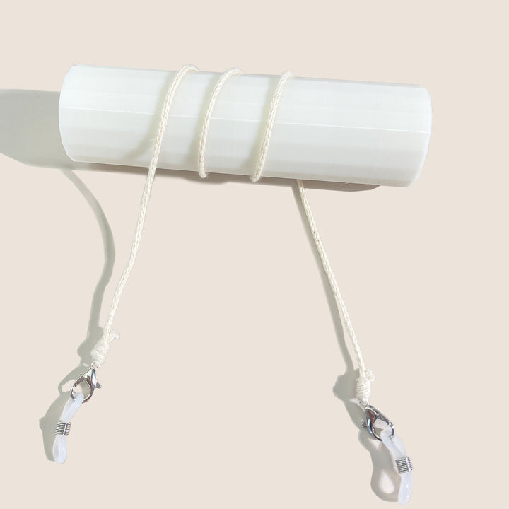 Adjustable Eyewear Holder Stornfield