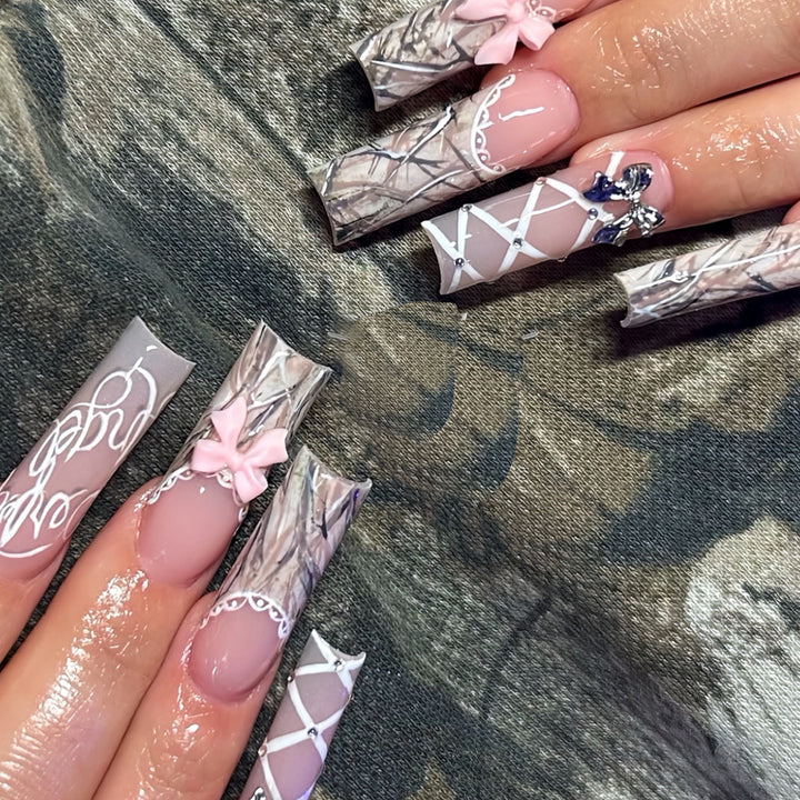 Decorative Long Press-On Nails Stornfield