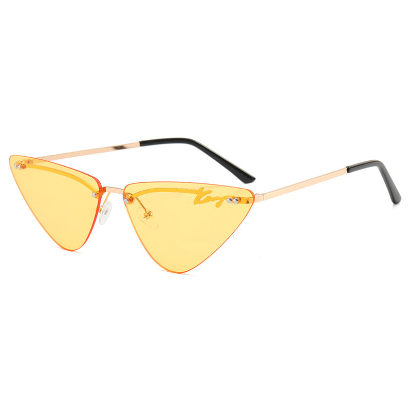 Ladies Trendy Cat-Eye Sunglasses with Feminine Frame Stornfield
