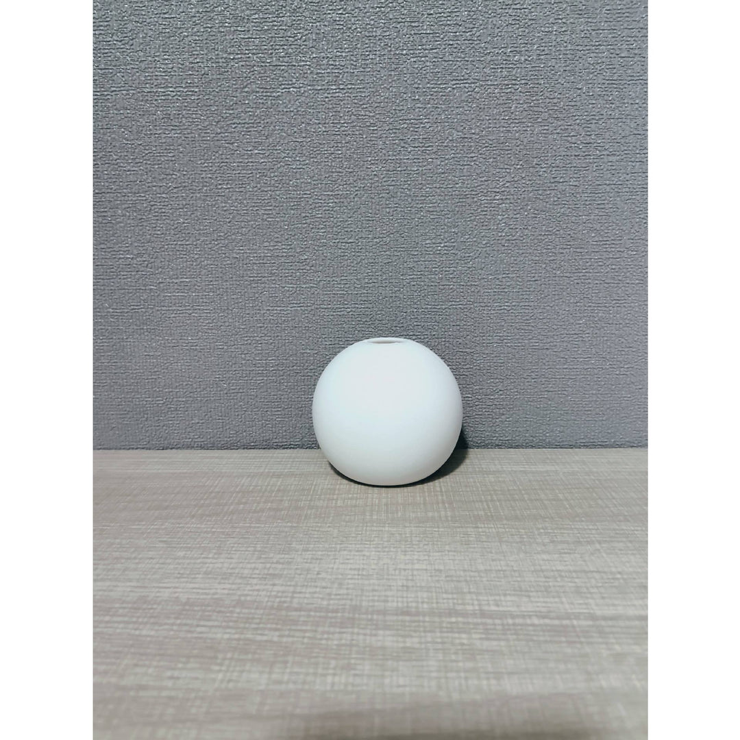 Minimalist Ceramic Sphere Planter Stornfeild