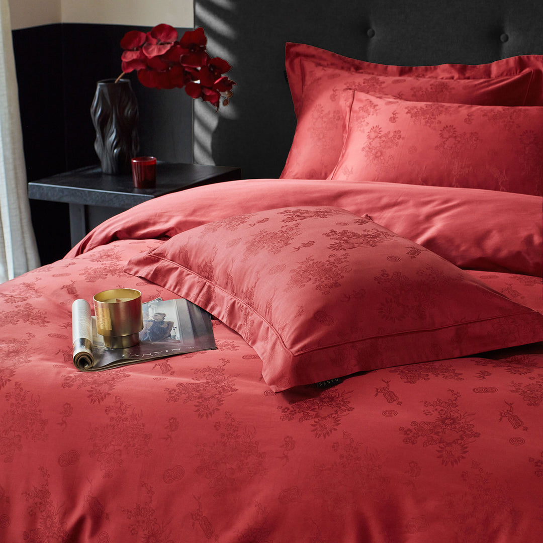 Premium bedding set made of cotton satin with subtle jacquard embossing and concealed zipper