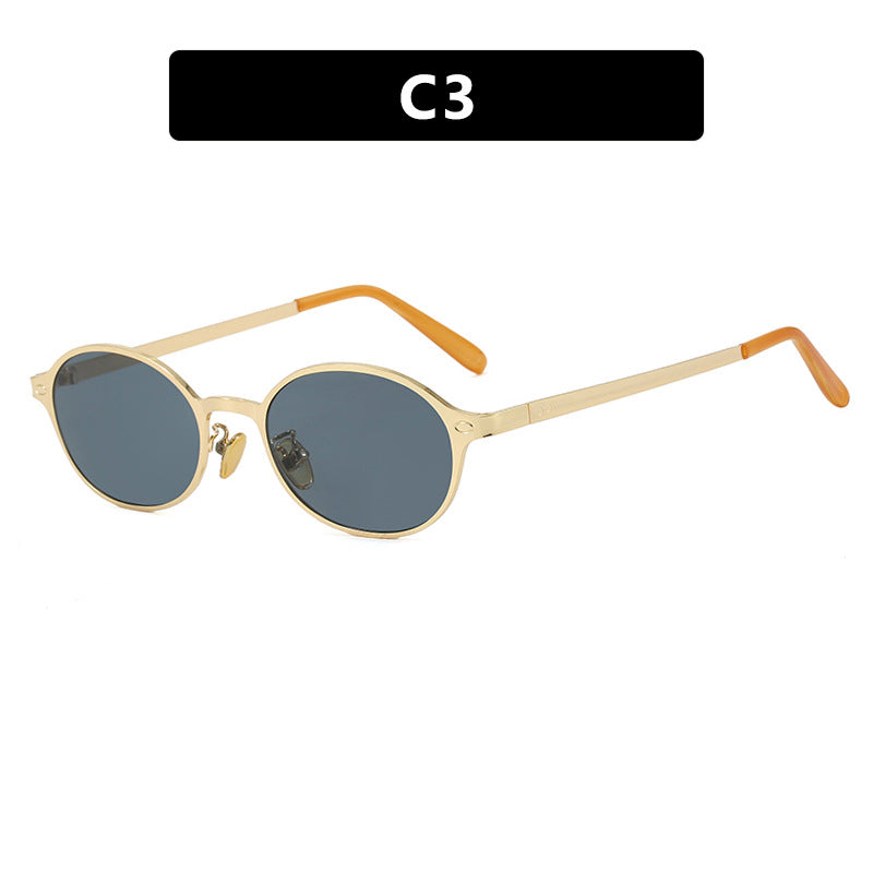 Women's round glasses with a delicate metal frame and comfortable nose pads Stornfield
