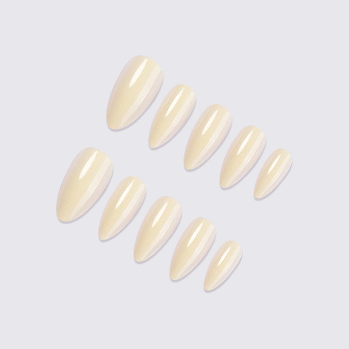 Artificial Nail Set with Innovative French Tip Stornfield