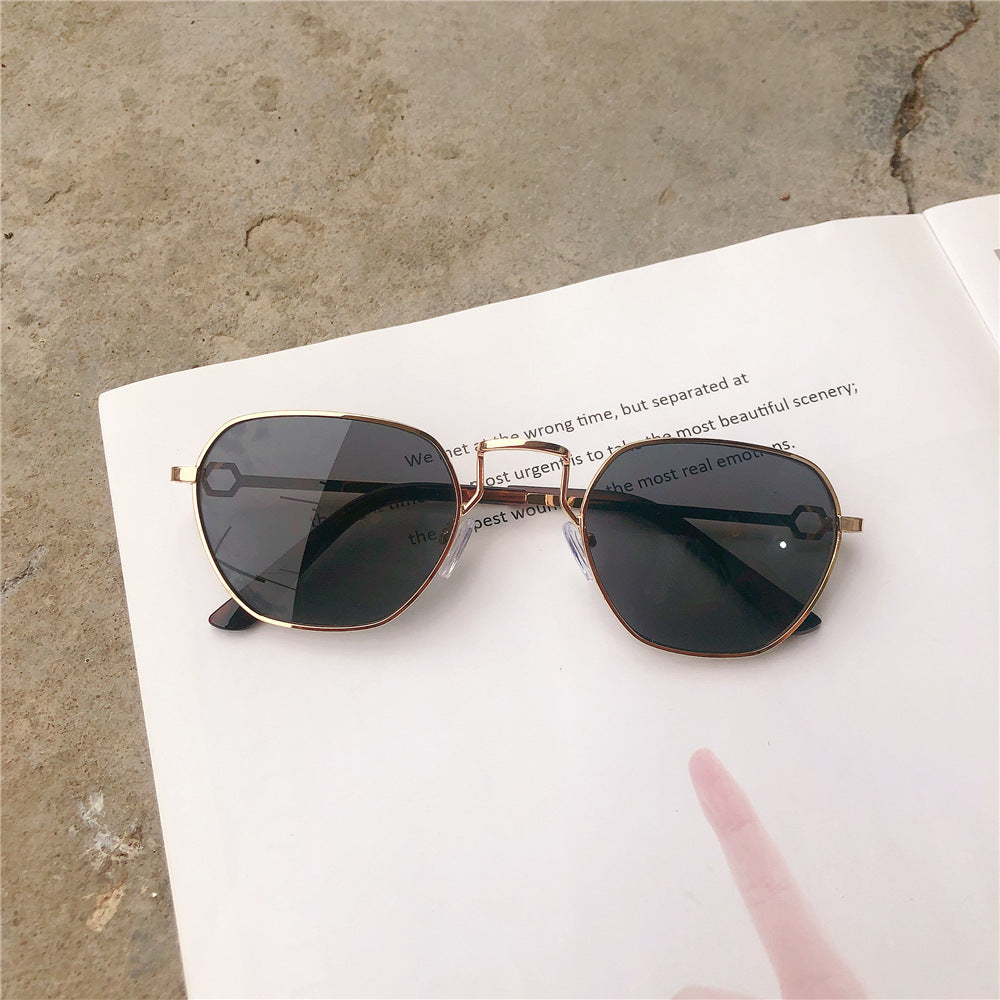 Vintage-Inspired Geometric Frame Sunglasses Stornfield
