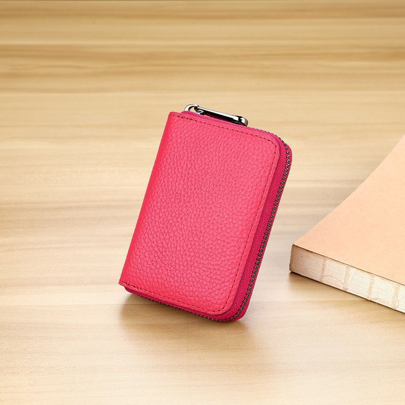 Sleek Zippered Leather Credit Card Holder Stornfield