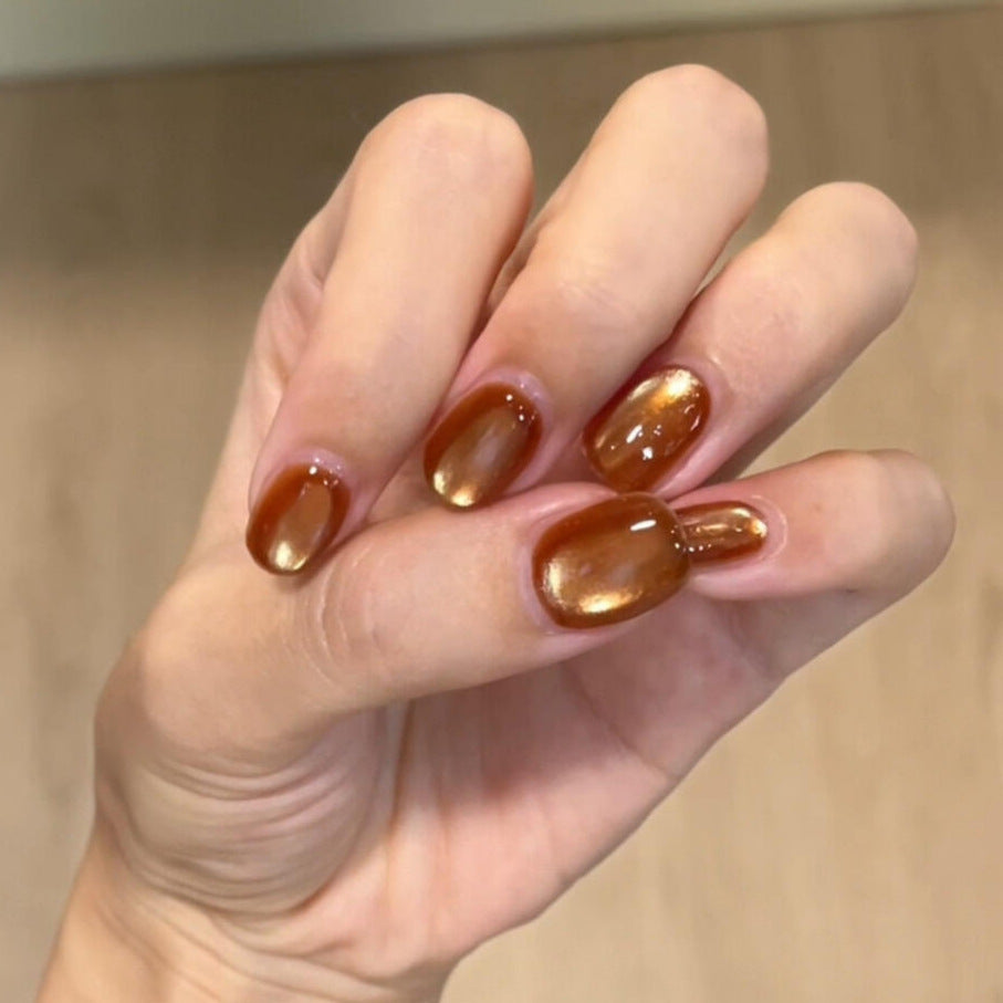 Artificial nails with elegant shine Stornfield