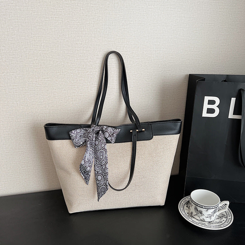 Elegant Structured Tote Bag
