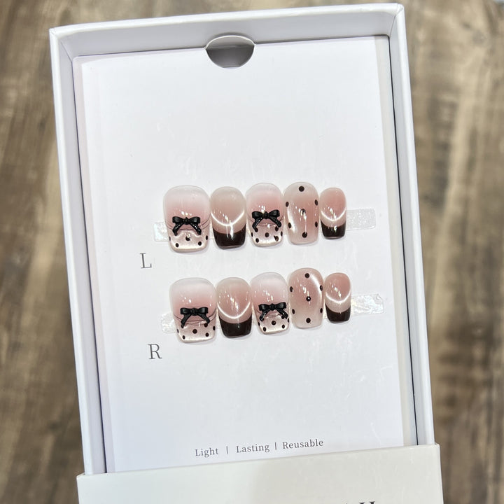 Whimsical Press-On Nail Art Set Stornfield