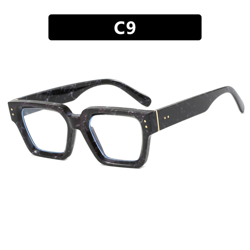 Women's trendy sunglasses in elegant oversized design Stornfield