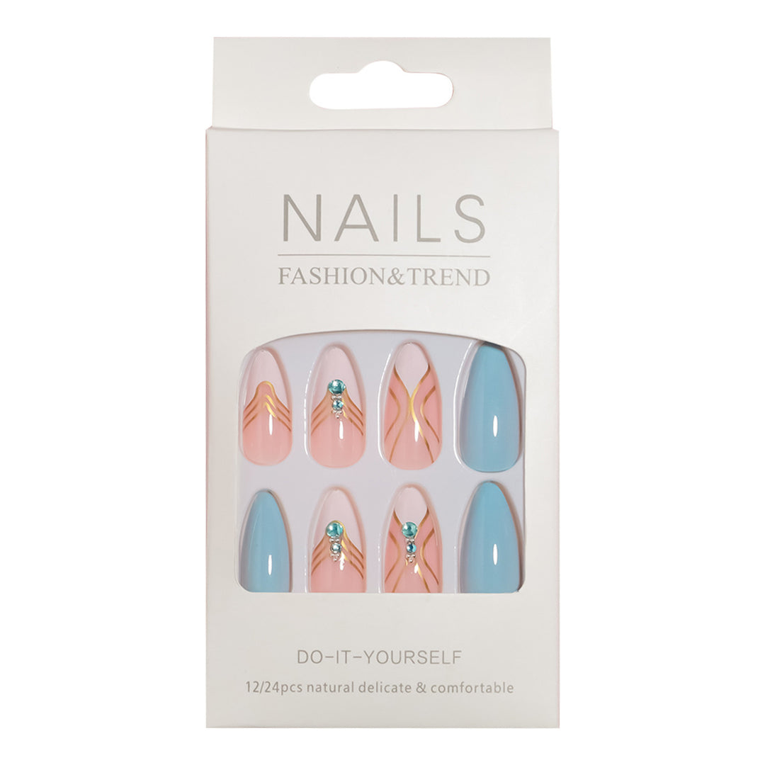 Artistic Press-On Nail Set with Elegant Detailing Stornfield
