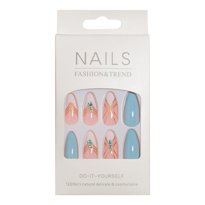 Artistic Press-On Nail Set with Elegant Detailing Stornfield
