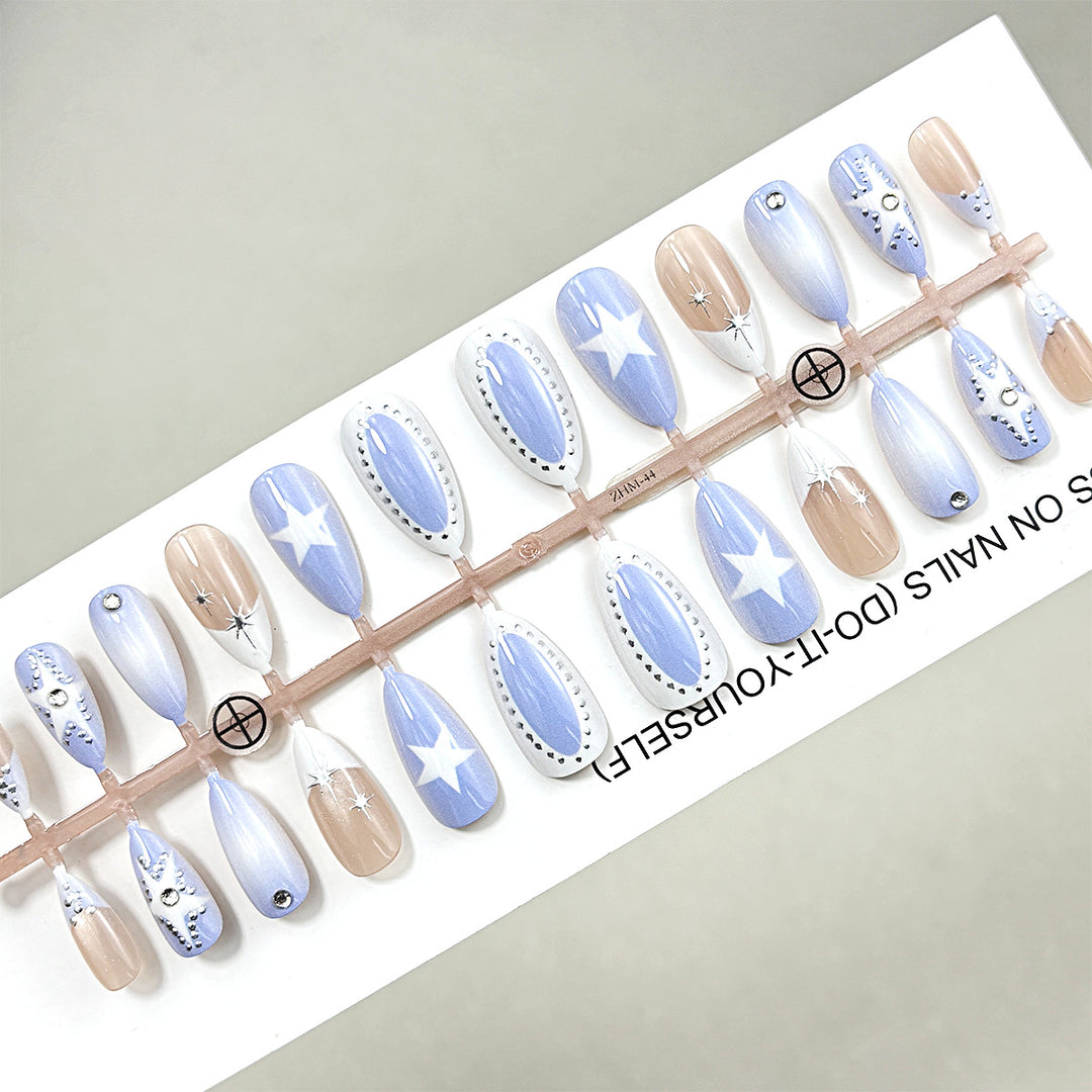 Elegant Press-On Nail Art Kit Stornfield