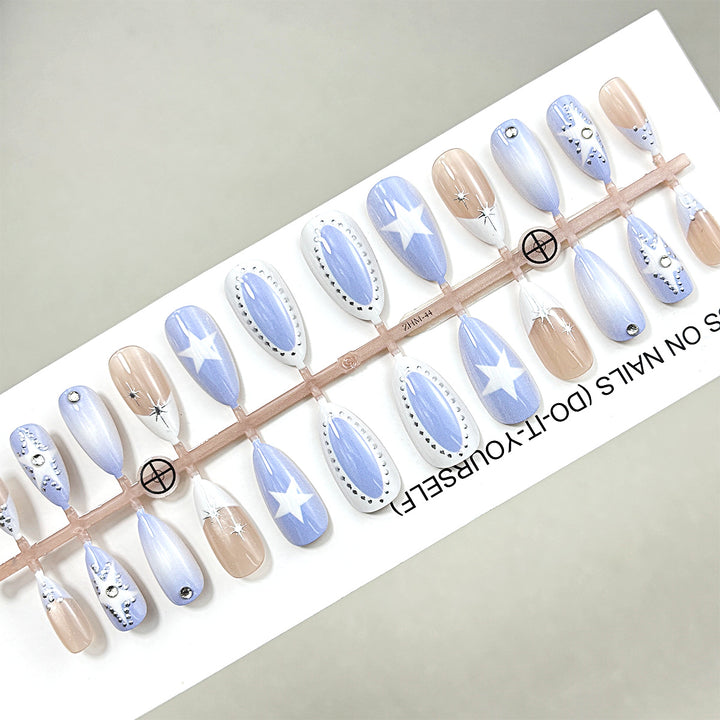 Elegant Press-On Nail Art Kit Stornfield