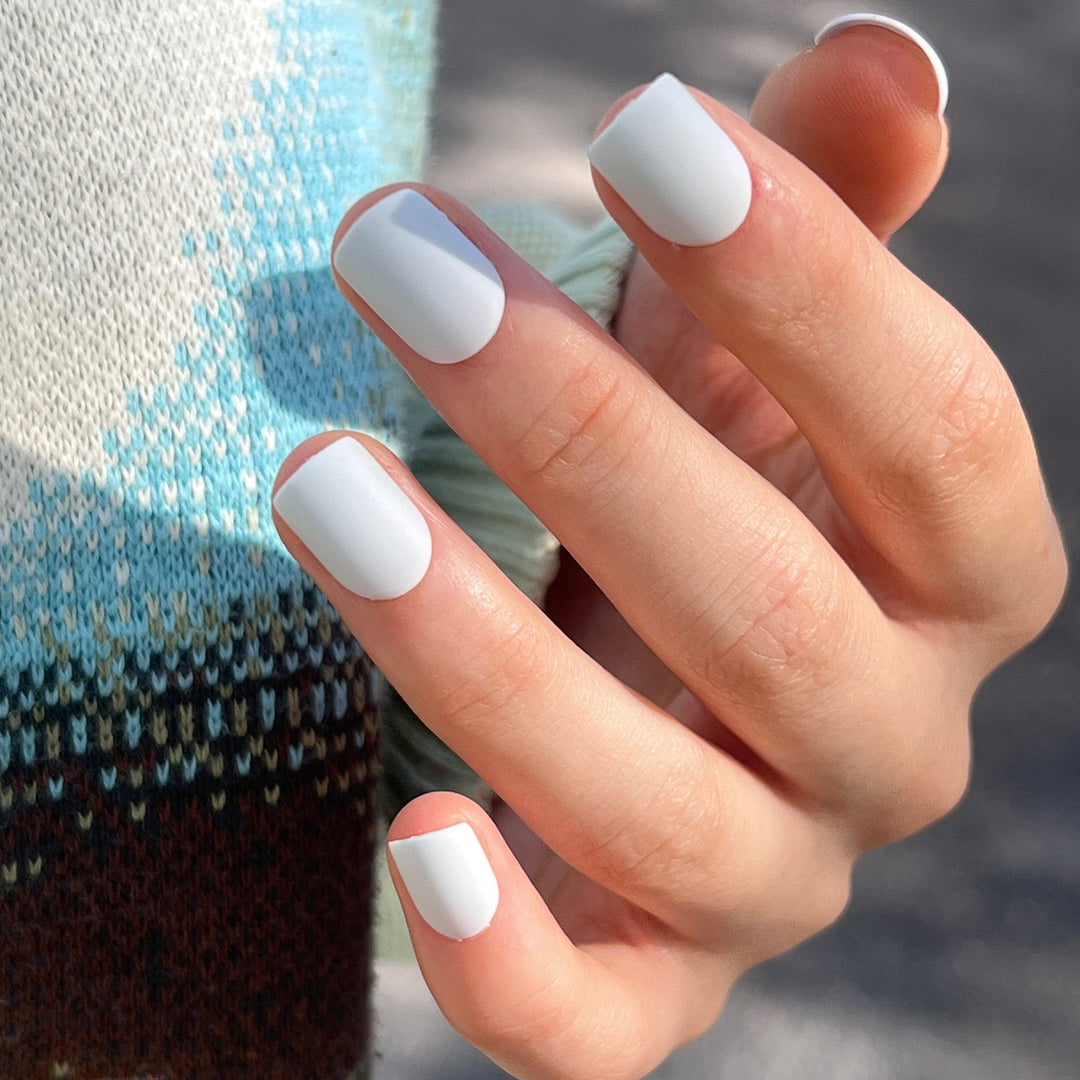 Matt lacquered nail art Stornfield