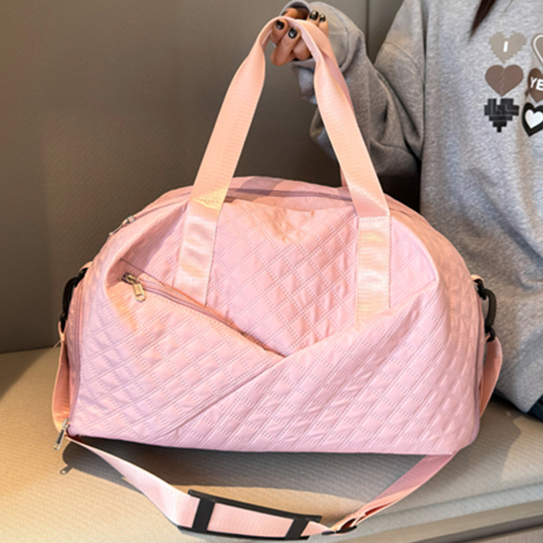 Sporty travel bag with elegant quilted pattern Stornfield