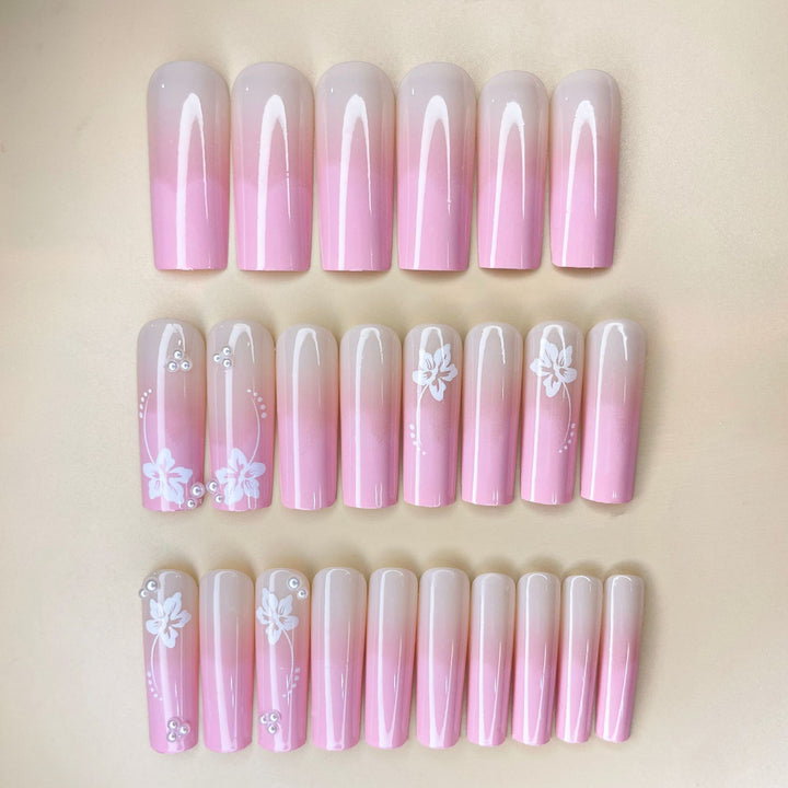 Elegant Floral Nail Extensions Stornfield
