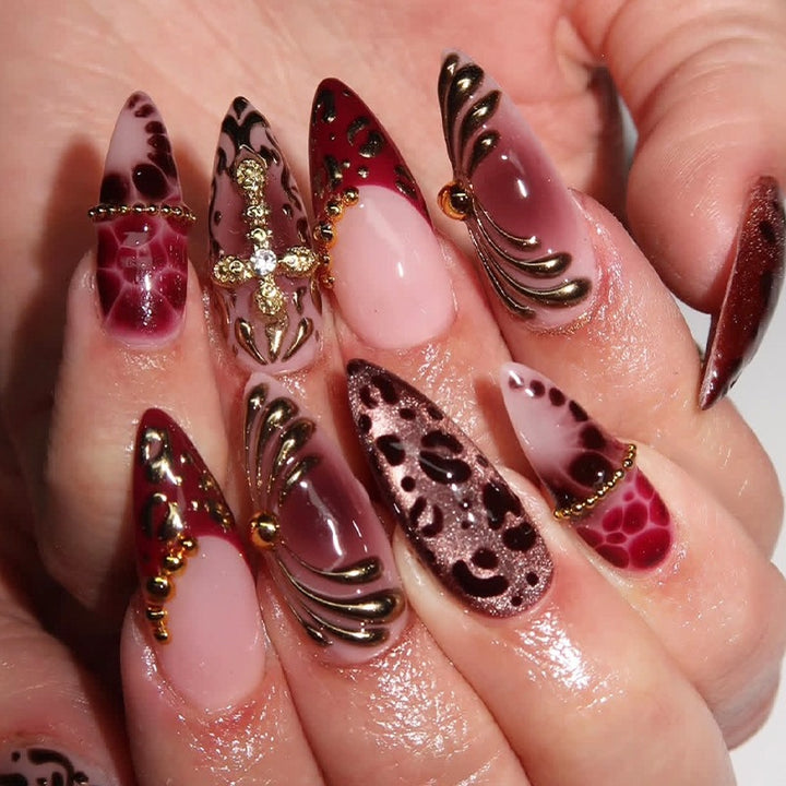 Elegant artificial nails with stylish pattern Stornfield