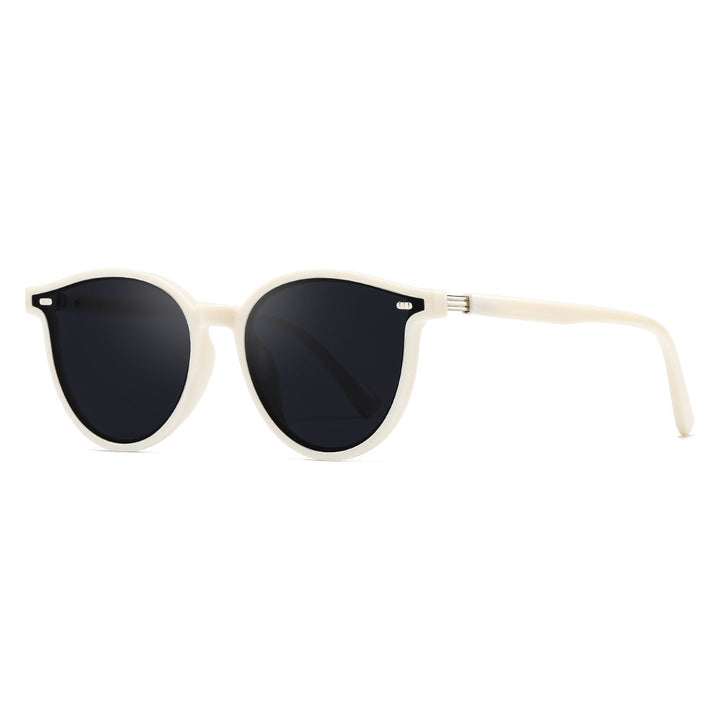 Ladies Fashion Sunglasses in Elegant Plastic Design Stornfield