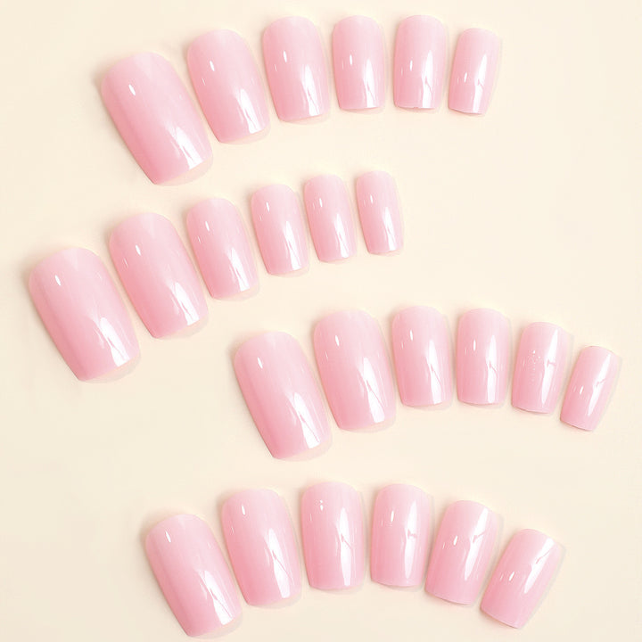 Artificial nail set with high-gloss finish and elegant shape Stornfield