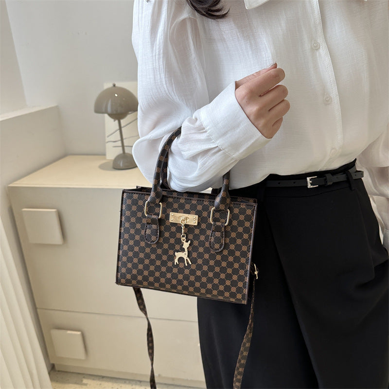 Elegant Patterned Handbag