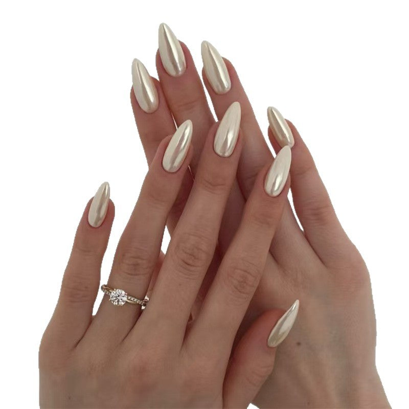 Elegant Artificial Nails in Shimmering Metallic Look Stornfield
