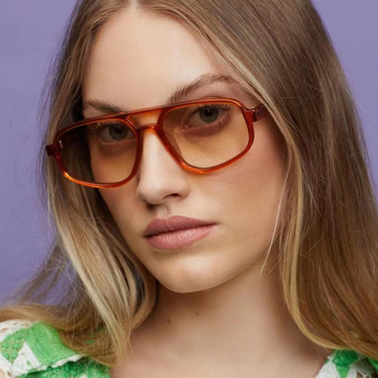Women's fashionable oversized sunglasses with trendy frame Stornfield