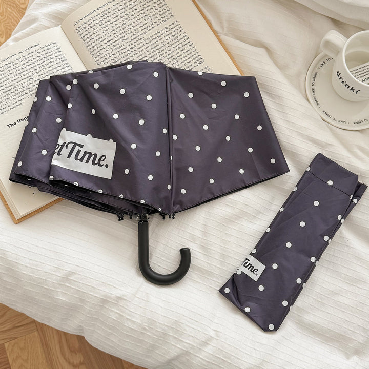Women Folding Umbrella Stornfield
