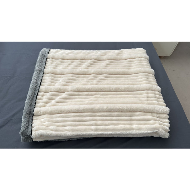 Ultra-Soft Reversible Fleece Blanket Stornfield