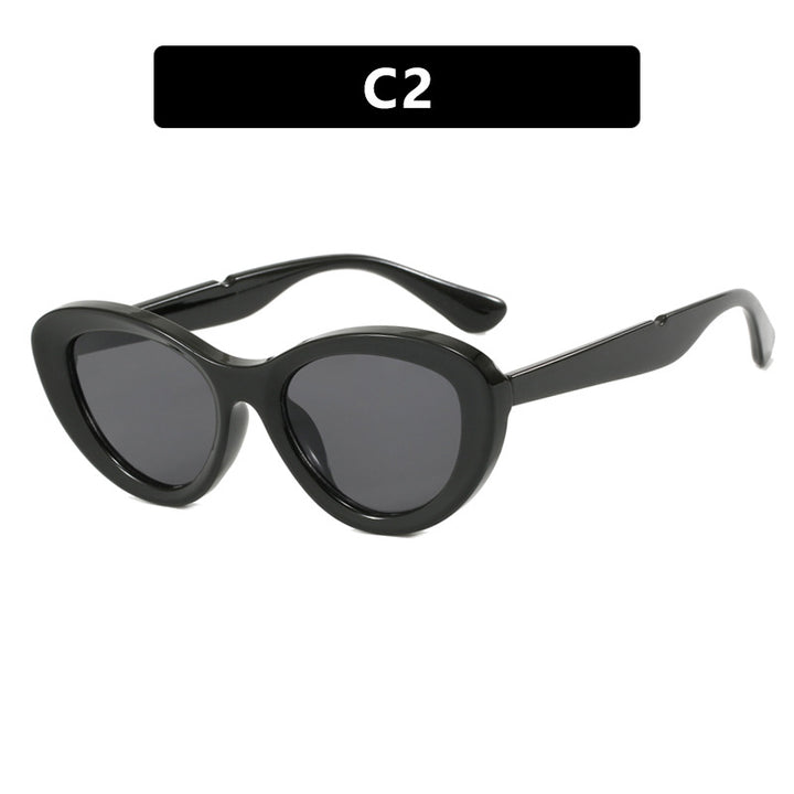 Ladies Cat-Eye Sunglasses with stylish plastic frame and polarized lenses Stornfield