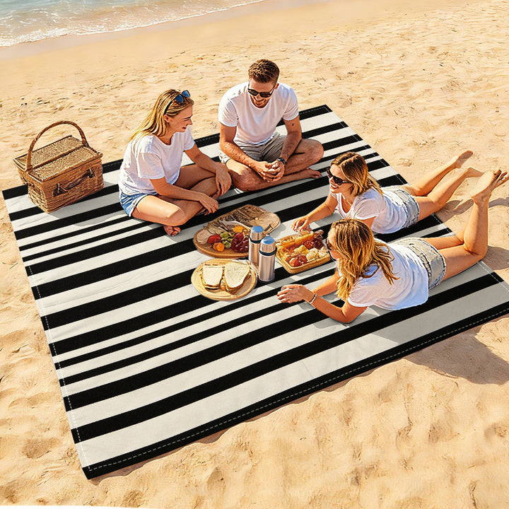 Mandala Design Beach Mat Stornfield