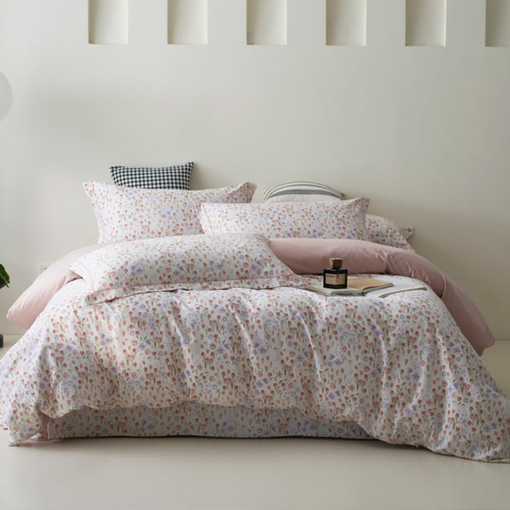 Bedding set made of cotton percale with geometric check pattern, breathable and easy to iron