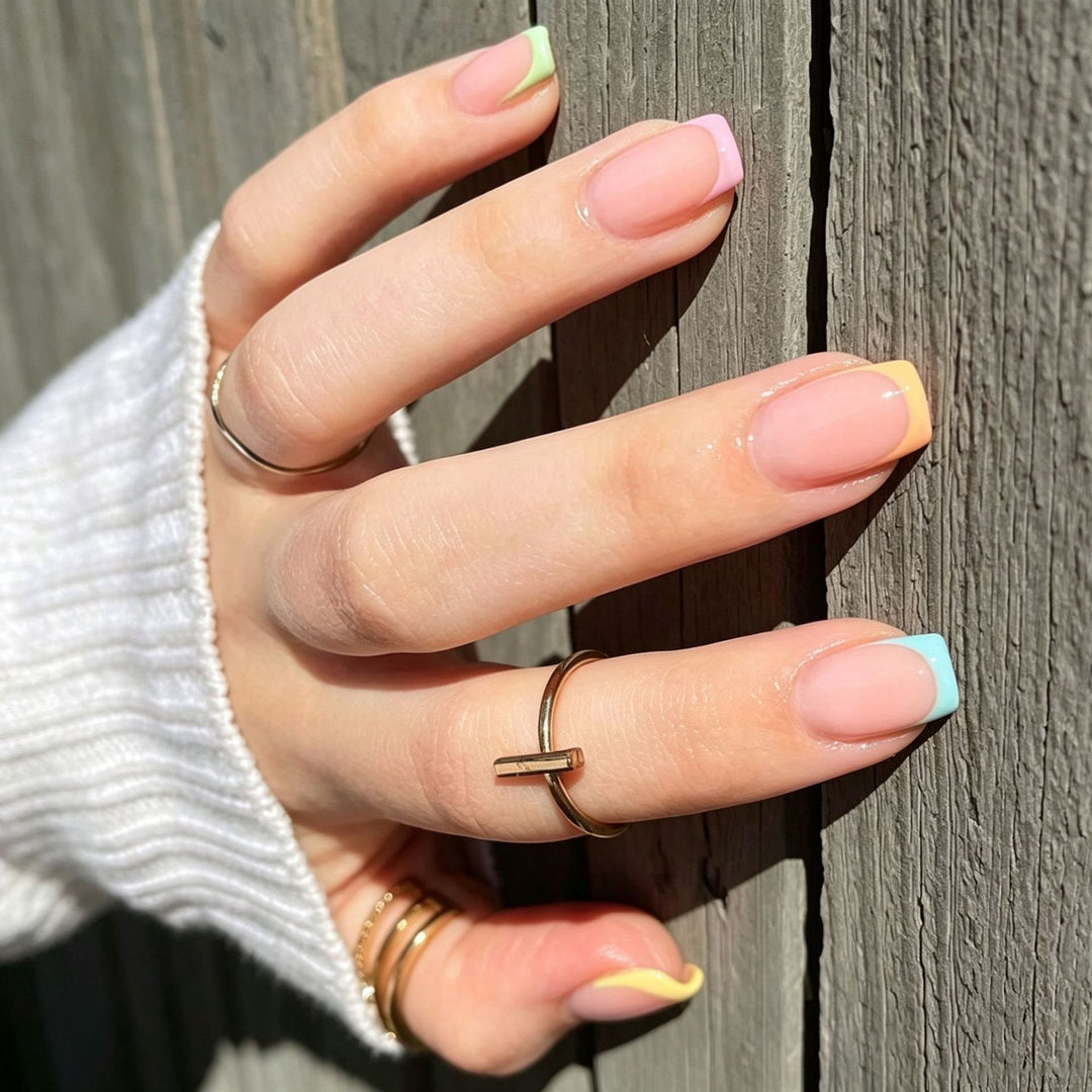 Elegant Press-On Nail Tips with Decorative Bow Stornfield