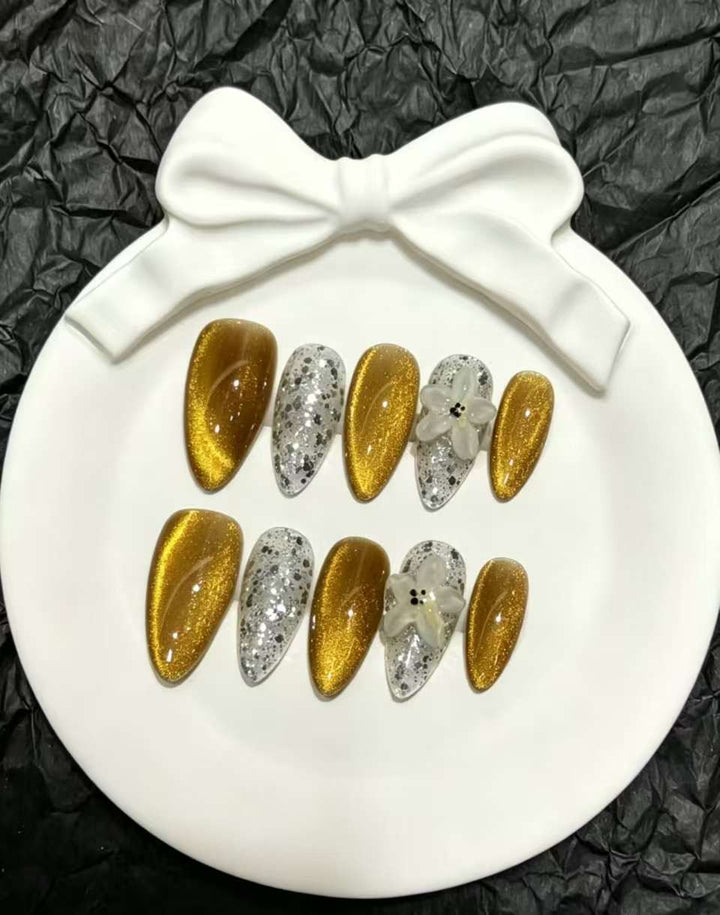 Decorative Press-On Nail Art Set with Floral and Whimsical Designs