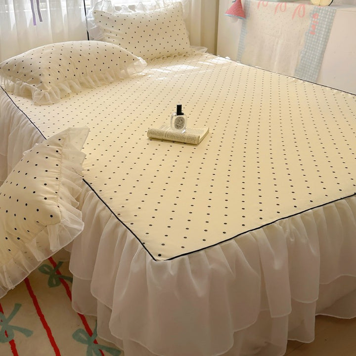 Ruffled Polka Dot Bedspread Set