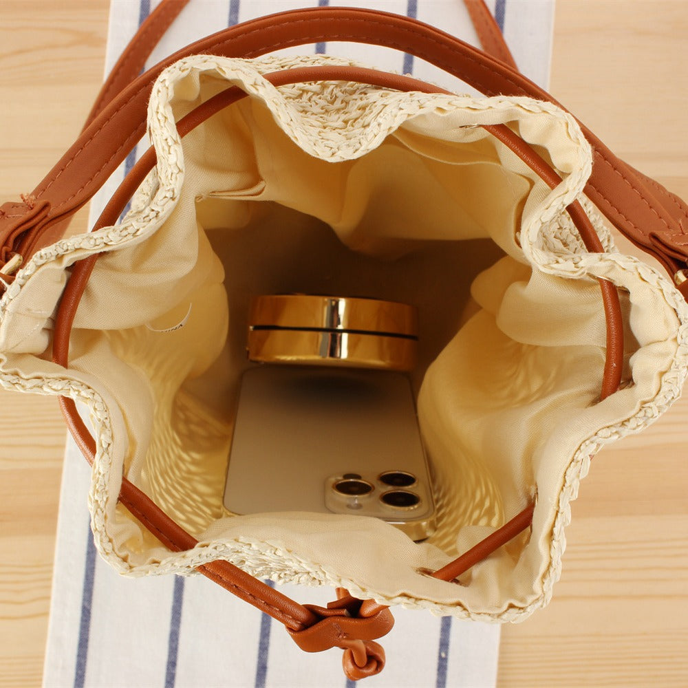 Braided Bucket Bag Made of Natural Material Stornfield