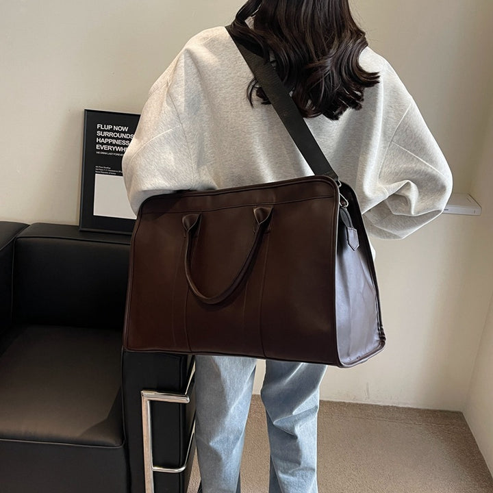 Elegant and Spacious Briefcase Stornfield