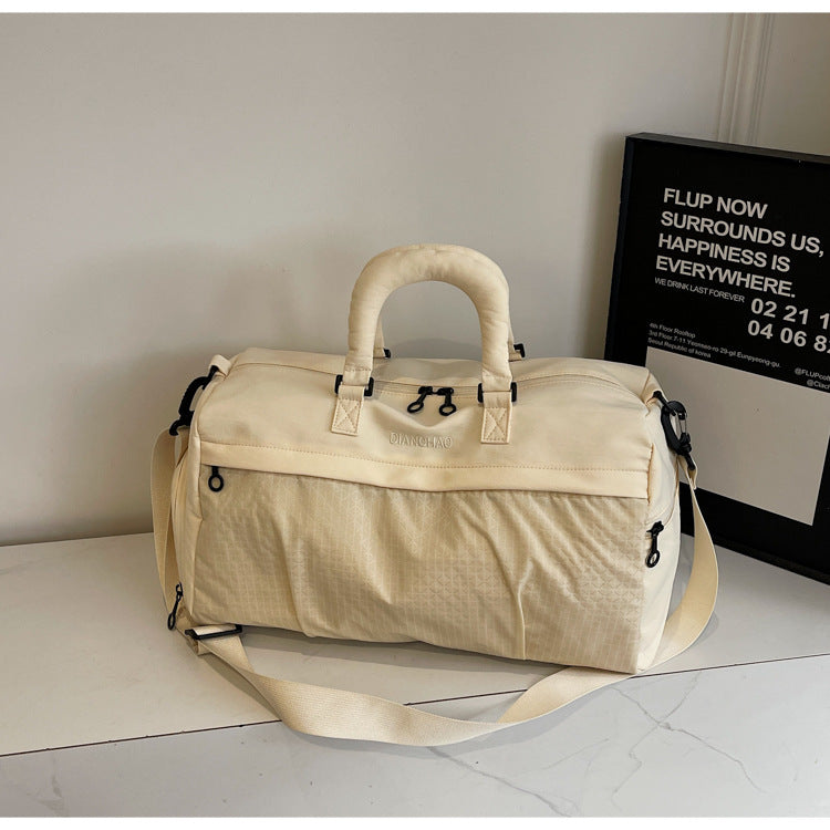 Sporty Travel Bag With Versatile Shopping Options Stornfield