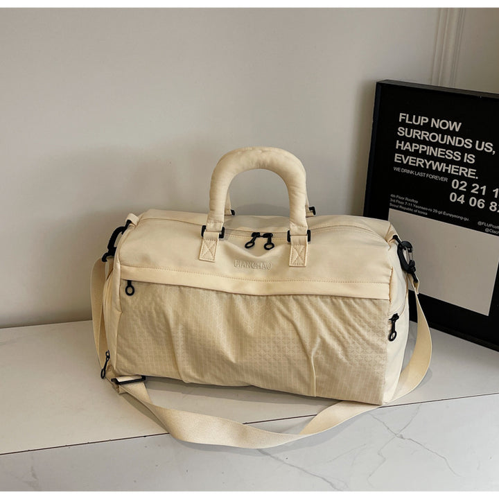 Sporty Travel Bag With Versatile Shopping Options Stornfield