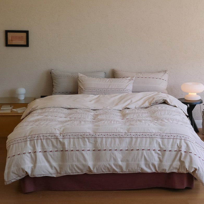 Reversible Cotton-Linen Duvet Cover Set with Eyelet Stripe Embroidery and Envelope Closure