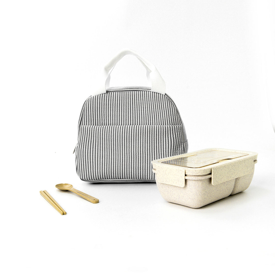 Lunchbox bag with insulated interior and durable zipper Stornfield