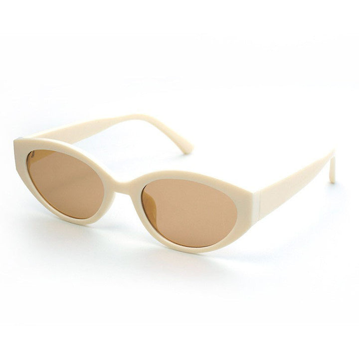 Women's fashionable cat-eye sunglasses with trendy frame and UV protection Stornfield