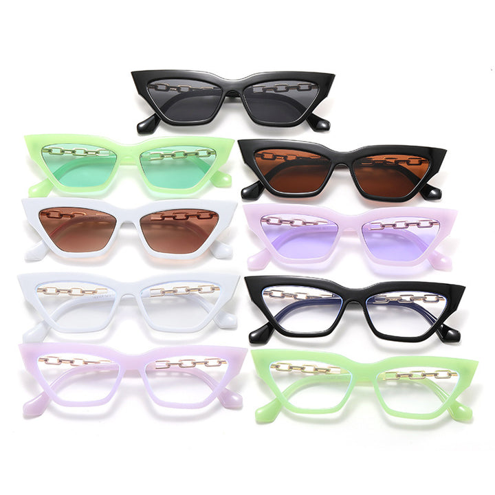 Women Trendy Sunglasses with Exclusive Chain Details Stornfield