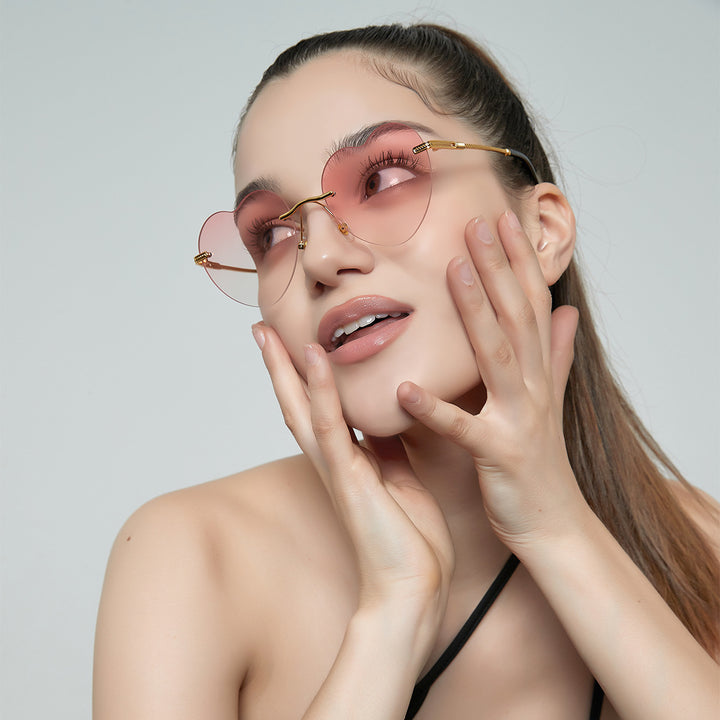 Ladies trendy heart sunglasses with mirrored lenses Stornfield