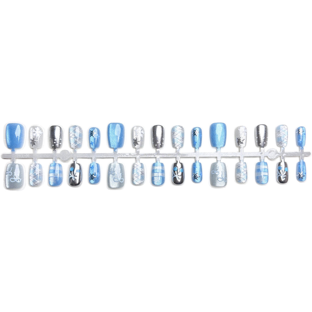 Glittering Winter-Themed Press-On Nail Art Set