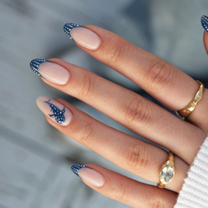 Elegant Shark-Inspired French Tip Press-On Nails Stornfield
