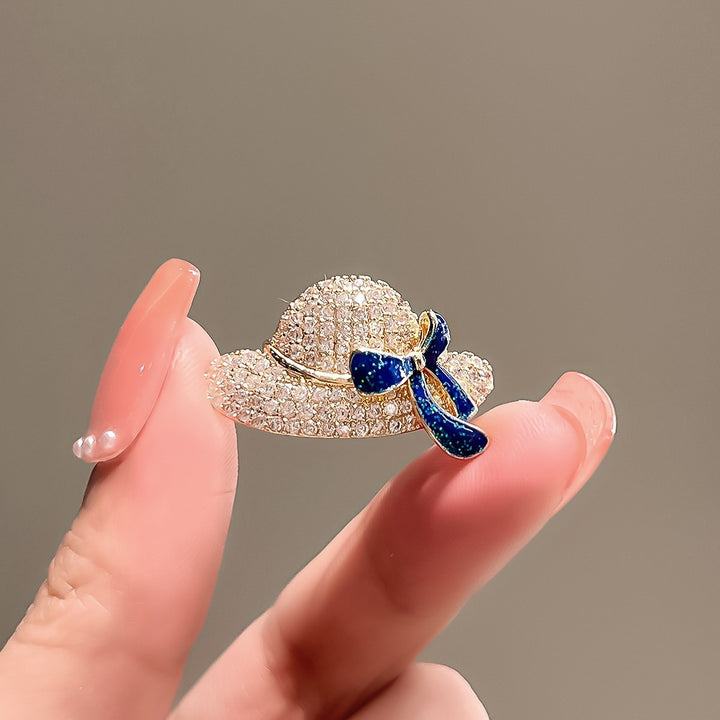 Glamorous flower brooch with sparkling crystals Stornfield