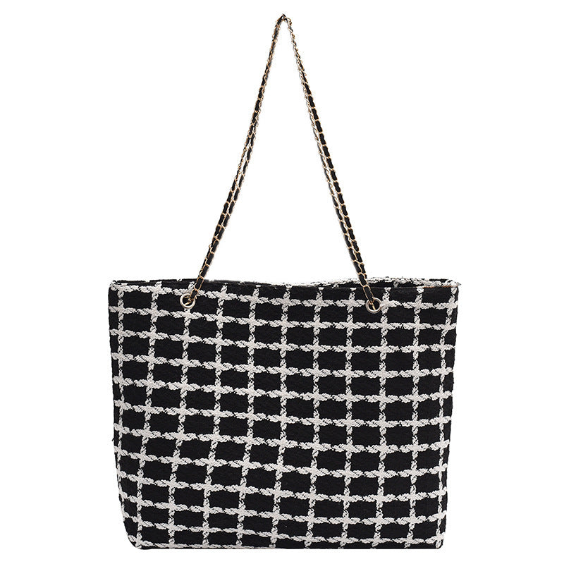 Elegant Checkered Tote Bag
