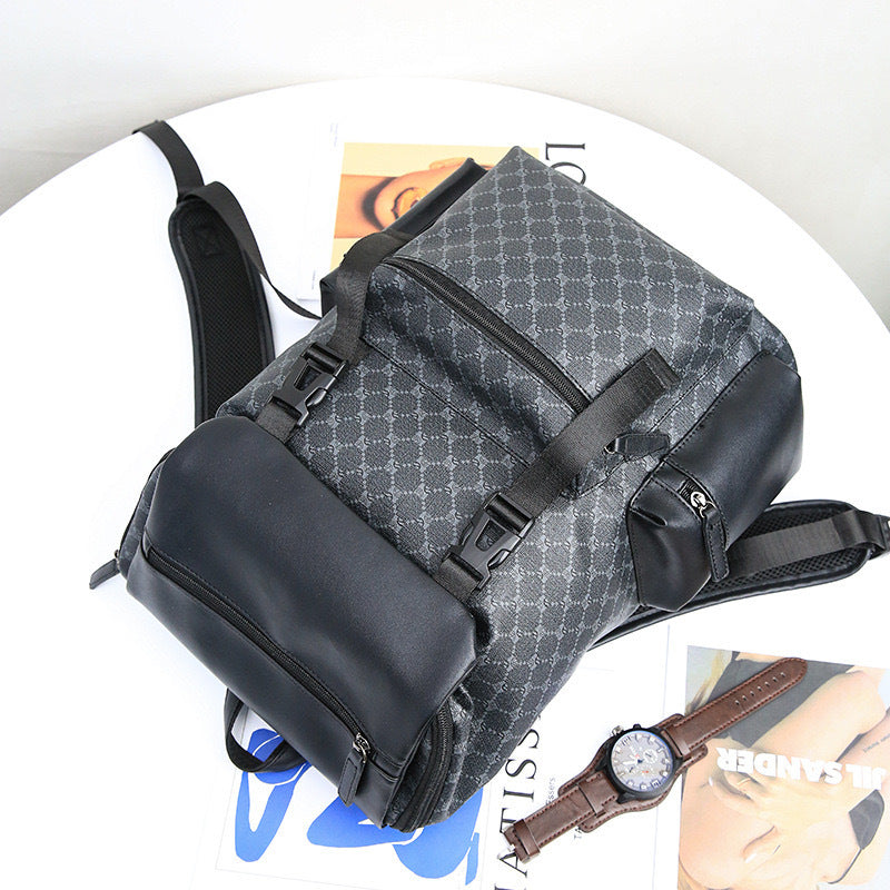 Fashionable backpack with expandable pockets Stornfield