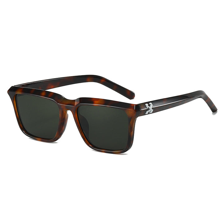 Women's fashionable sunglasses in modern rectangular design Stornfield